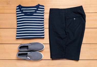 Güzel rahat erkek giyim ve moda seti 