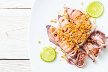 sarımsaklı kızarmış kalamar