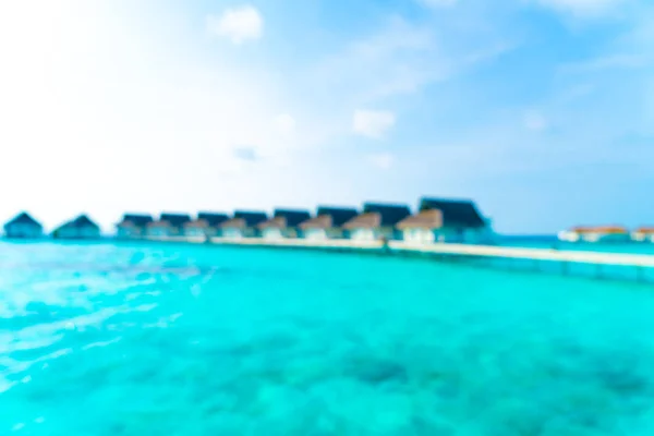 Абстрактное размывание пляжа и моря в Мальдивах для фона — стоковое фото