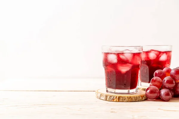 Frischer Traubensaft — Stockfoto