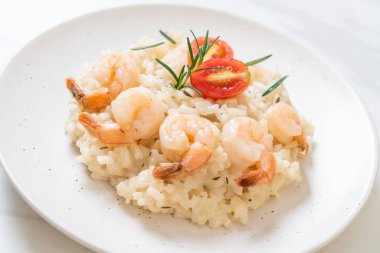 karides ile İtalyan risotto