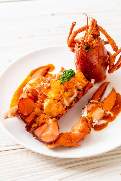 Bifteck de queue de homard avec sauce — Photo