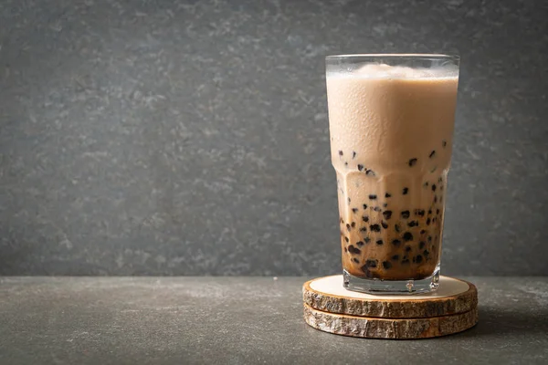 Taiwan milk tea with bubbles