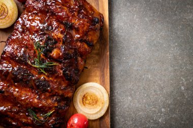 Izgara Barbekü kaburga domuz