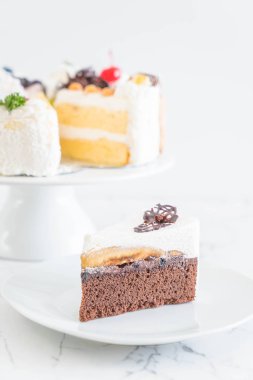 Banoffee pasta plaka üzerinde