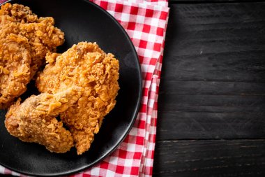 kızarmış tavuk yemek