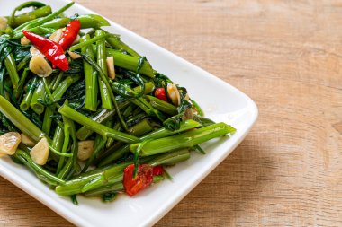 Kızarmış Çin sabah Glory veya su ıspanak