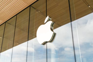 Bangkok, Tayland-Temmuz 17, 2019: Apple ıconsiam 'da Apple logosu