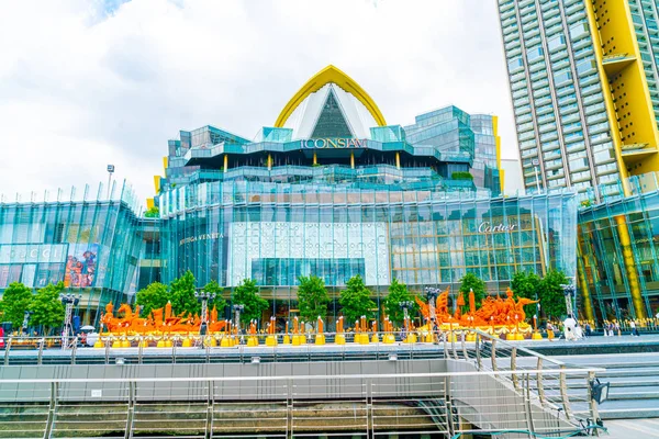 Bangkok, thailand - 17. juli 2019: iconsiam kaufhaus und — Stockfoto