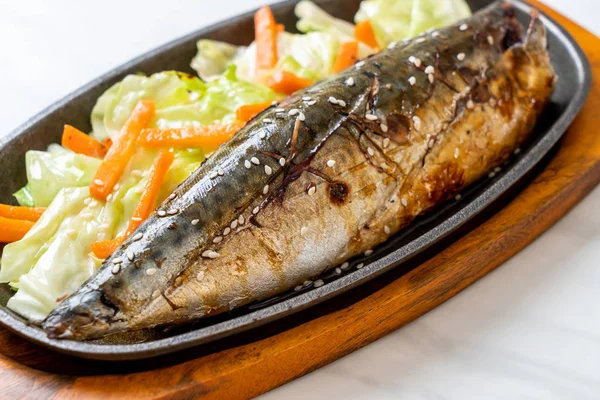 Teriyaki soslu ızgara Saba balık biftek