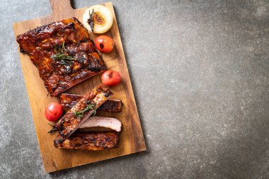 Izgara Barbekü kaburga domuz