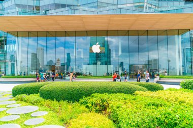 Bangkok, Tayland-Temmuz 17, 2019: Apple ıconsiam 'da Apple logosu