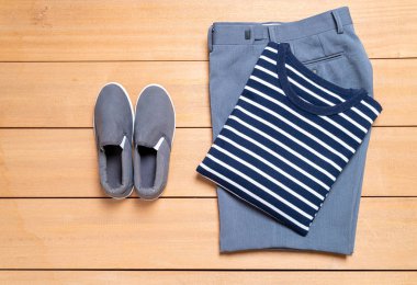 Güzel rahat erkek giyim ve moda seti 