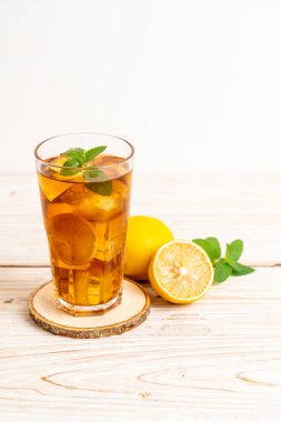 Buz limon çay bardak