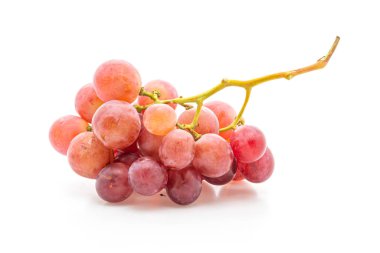 beyaz zemin üzerine taze üzüm 