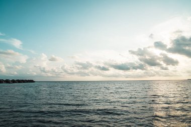 Okyanus ile Maldivler Adası