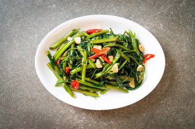 Kızarmış Çin sabah Glory veya su ıspanak