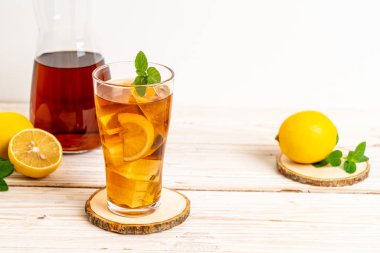 Buz limon çay bardak