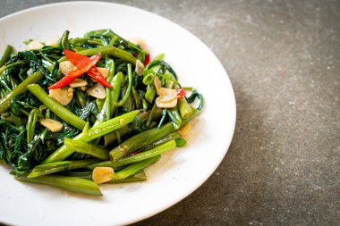 Kızarmış Çin sabah Glory veya su ıspanak