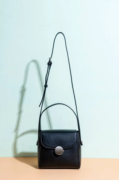 woman leather fashion bag