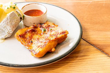 patates ile ızgara tavuk biftek