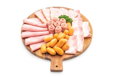 pastırma, sosis, jambon füme ve Barbekü domuz pastırması
