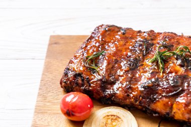 Izgara Barbekü kaburga domuz