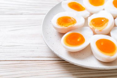 yumuşak haşlanmış yumurta