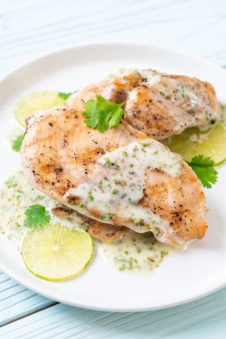 limon limon soslu ızgara tavuk