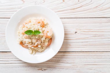 karides ile İtalyan risotto