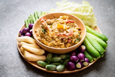 Chili Yapıştır kaynamaya yengeç veya Hindistan cevizi m ile yengeç ve soya sos ile