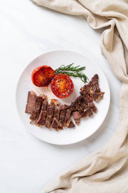 Izgara orta nadir sığır eti biftek