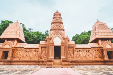 Wat Tham Phu Wa, Kanchanaburi, Thail'de güzel mimari