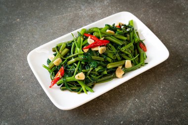 Kızarmış Çin sabah Glory veya su ıspanak