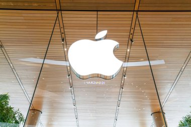 Bangkok, Tayland-Temmuz 17, 2019: Apple ıconsiam 'da Apple logosu