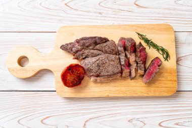 Izgara orta nadir sığır eti biftek