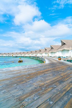 Plaj ile güzel tropikal Maldivler tatil oteli ve ada