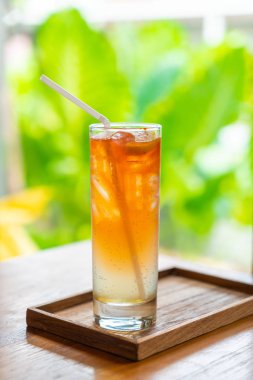 limon limon suyu ile yumruk