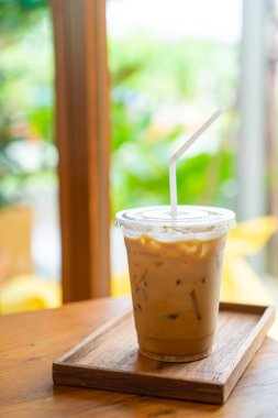 buzlu kahve fincanı 