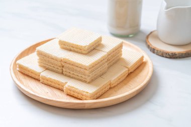 krema ile süt gofret