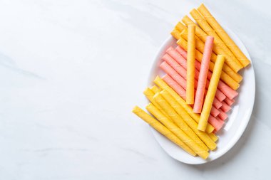 renkli gofret sopa rulo 