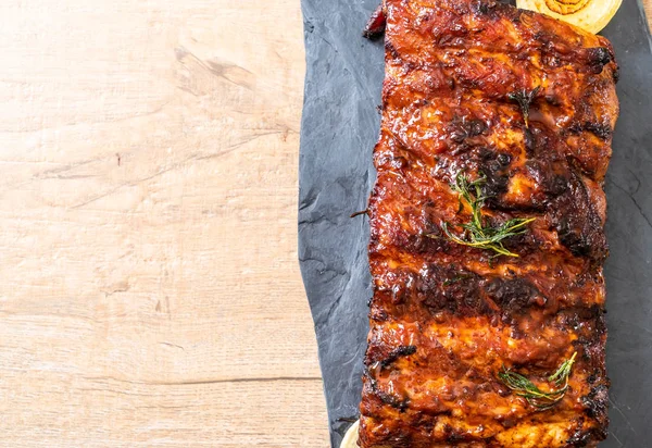 Izgara Barbekü kaburga domuz