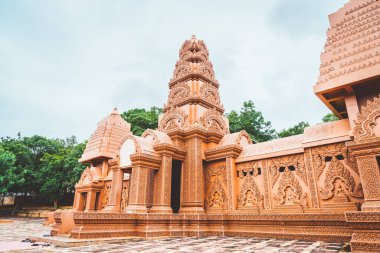 Wat Tham Phu Wa, Kanchanaburi, Thail'de güzel mimari