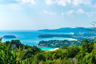 Tropikal plaj manzarası, Karon view Phuket, Tayland gelin