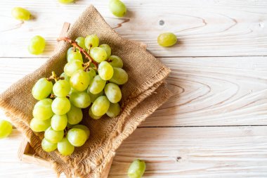taze yeşil üzüm