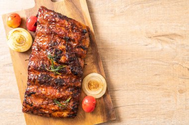 Izgara Barbekü kaburga domuz