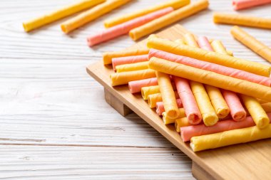 renkli gofret sopa rulo 