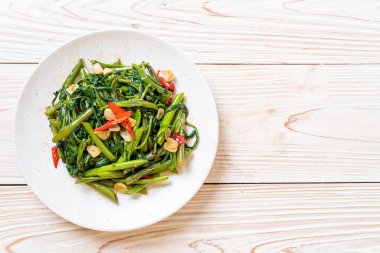 Kızarmış Çin sabah Glory veya su ıspanak