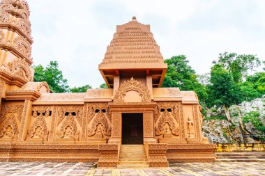 Wat Tham Phu Wa, Kanchanaburi, Thail'de güzel mimari