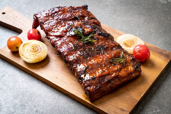 Grillad barbecue revben fläsk — Stockfoto